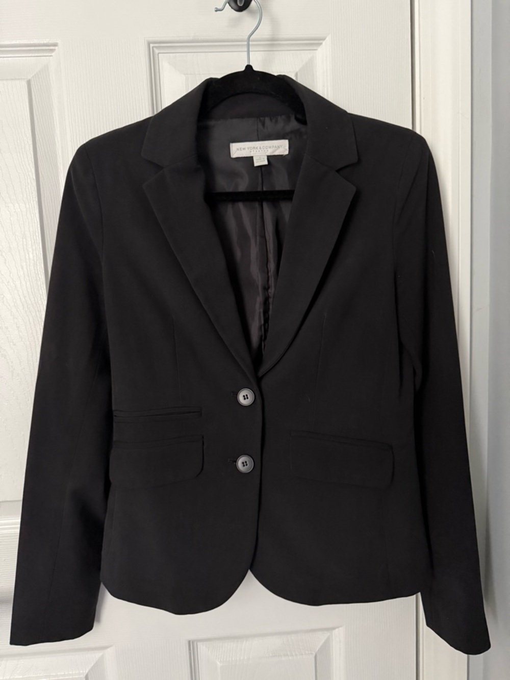 New York & Company Black Women's Two-Button Tailored Blazer Size 2